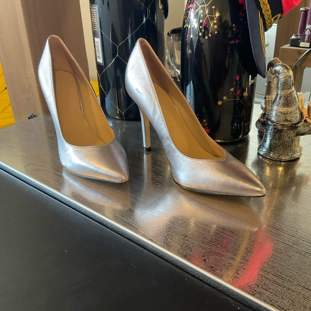 Guess Shimmering Silver Heels